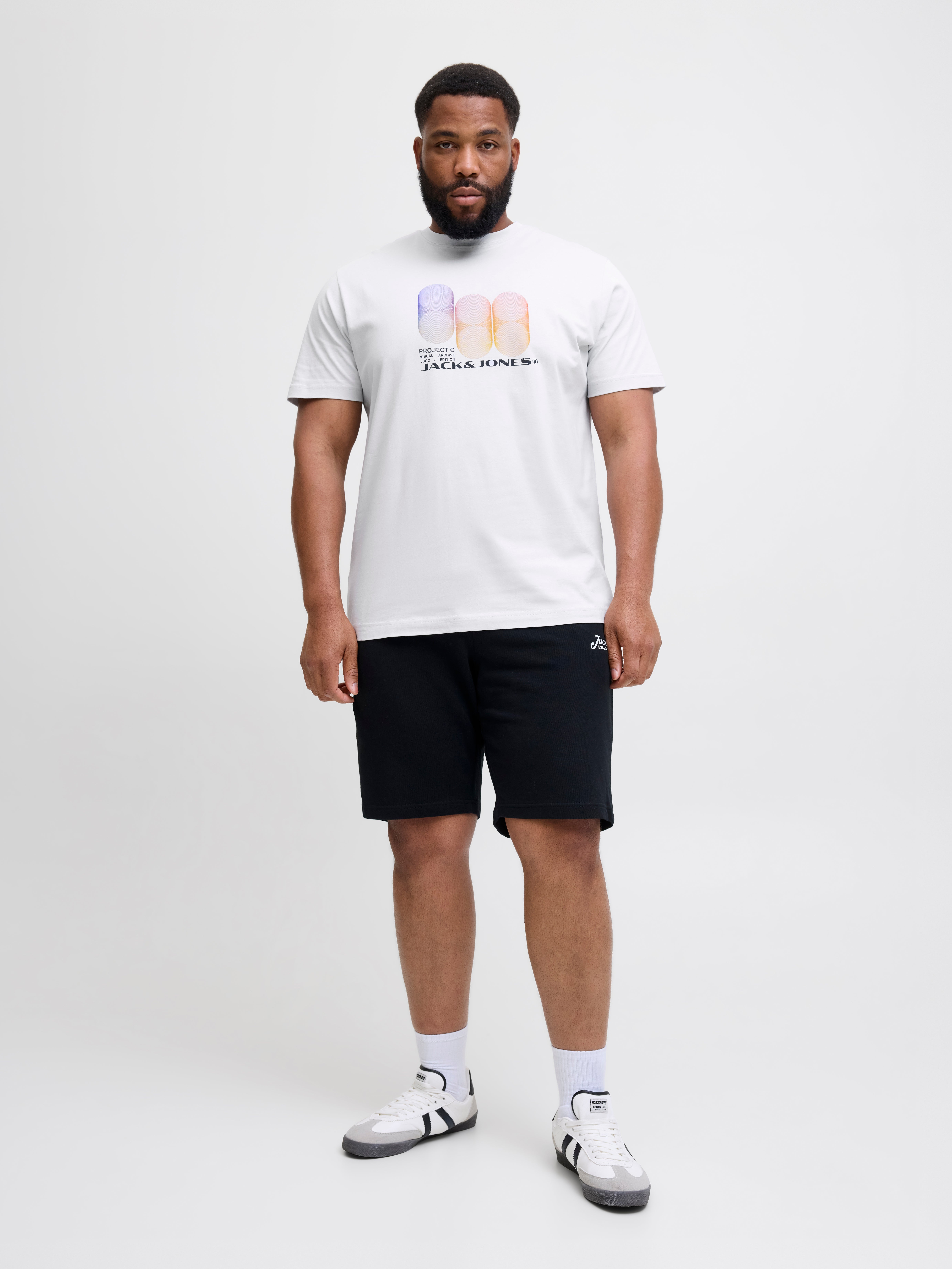 Thumbnail - Plus Size T-shirt