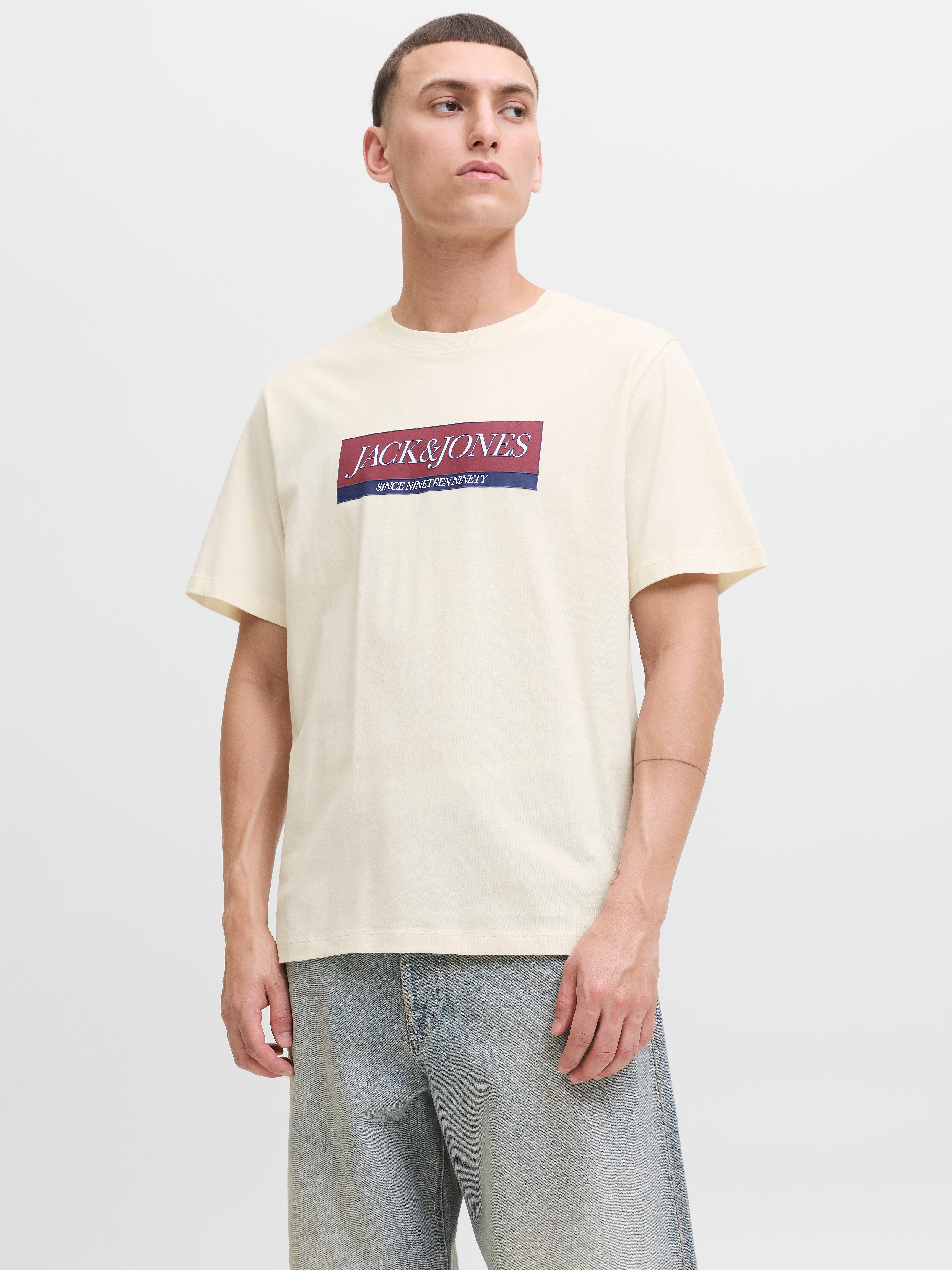 Thumbnail - T-shirt