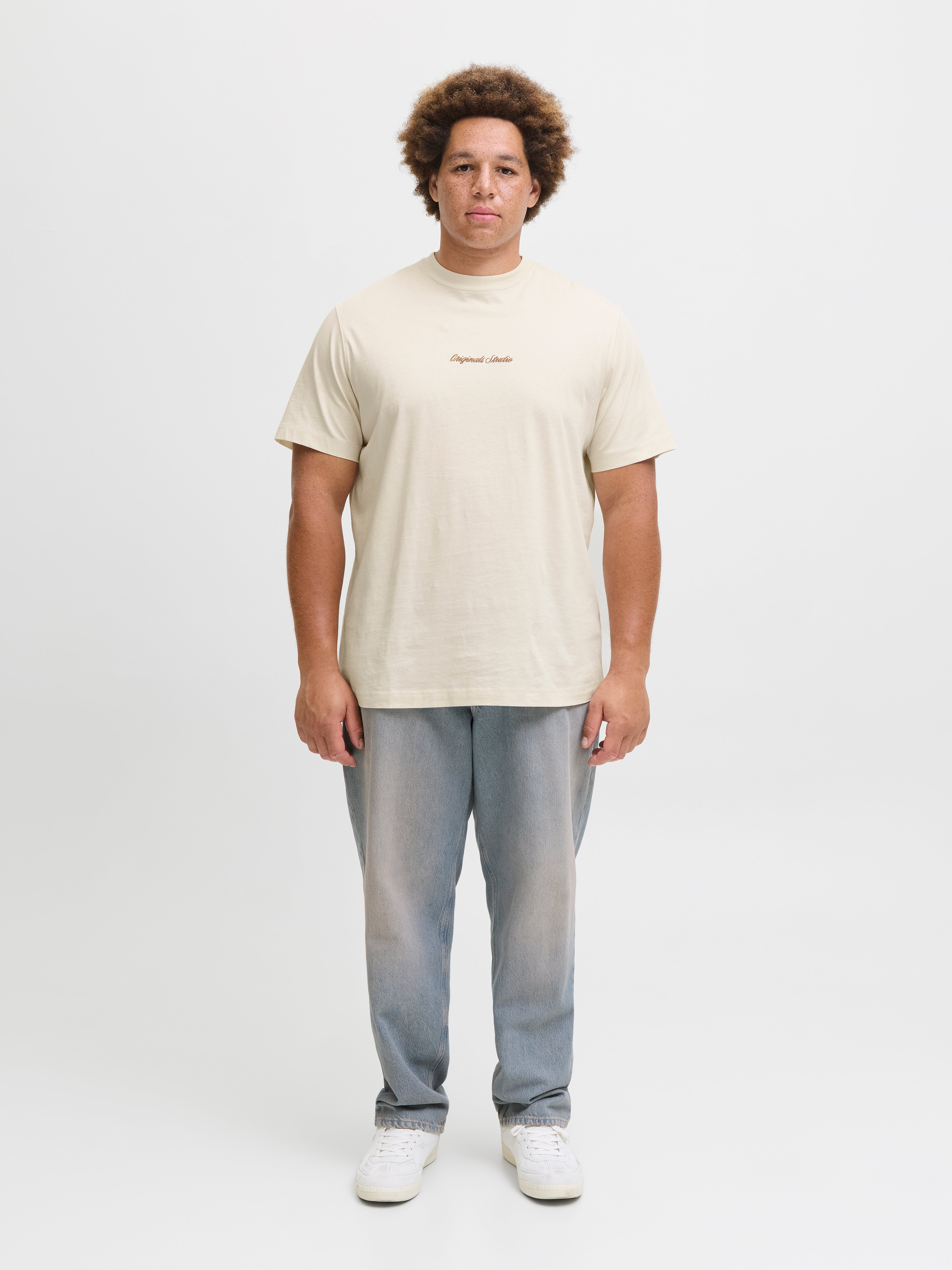 Thumbnail - Plus Size T-shirt