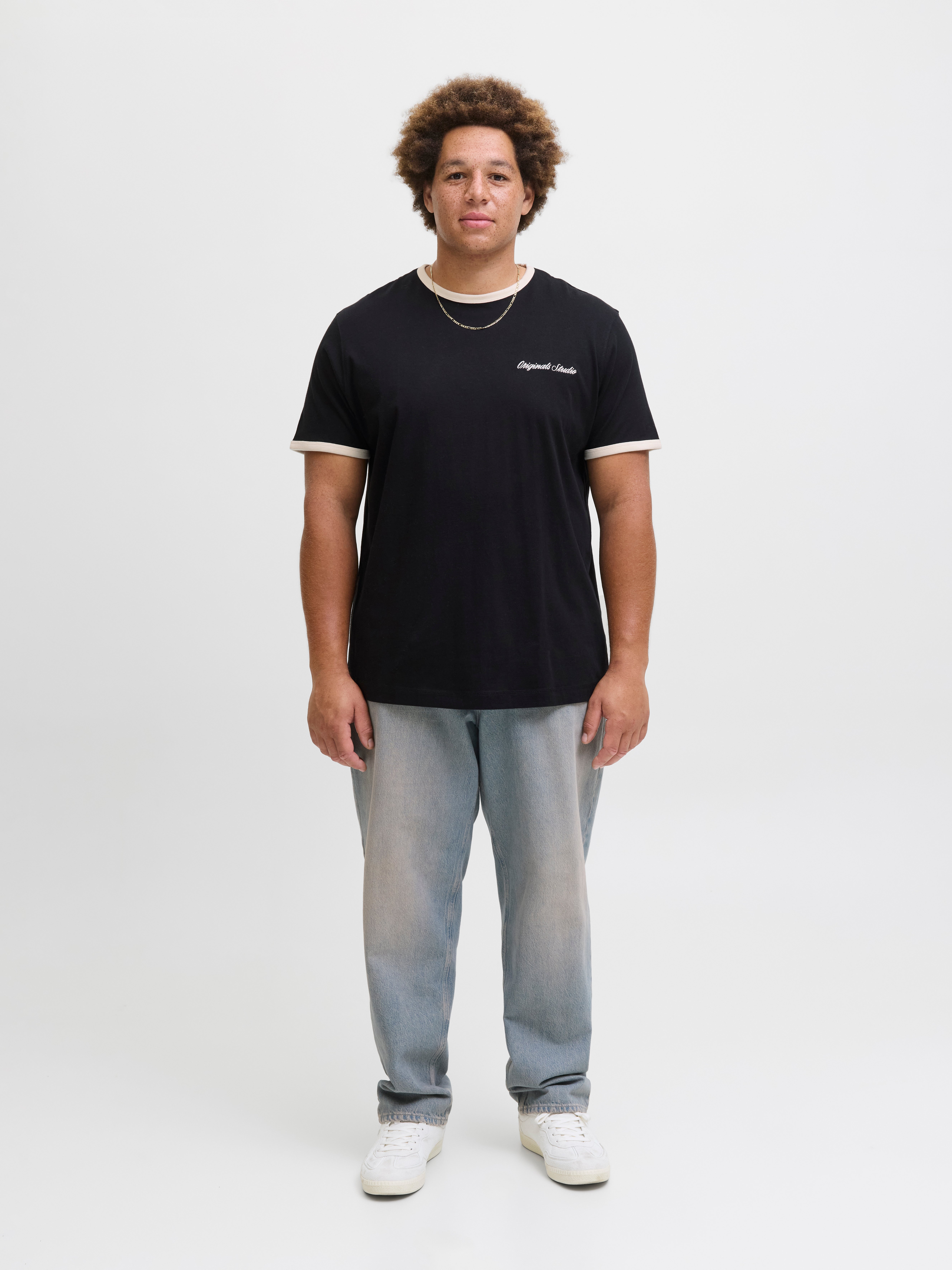 Thumbnail - Plus Size T-shirt