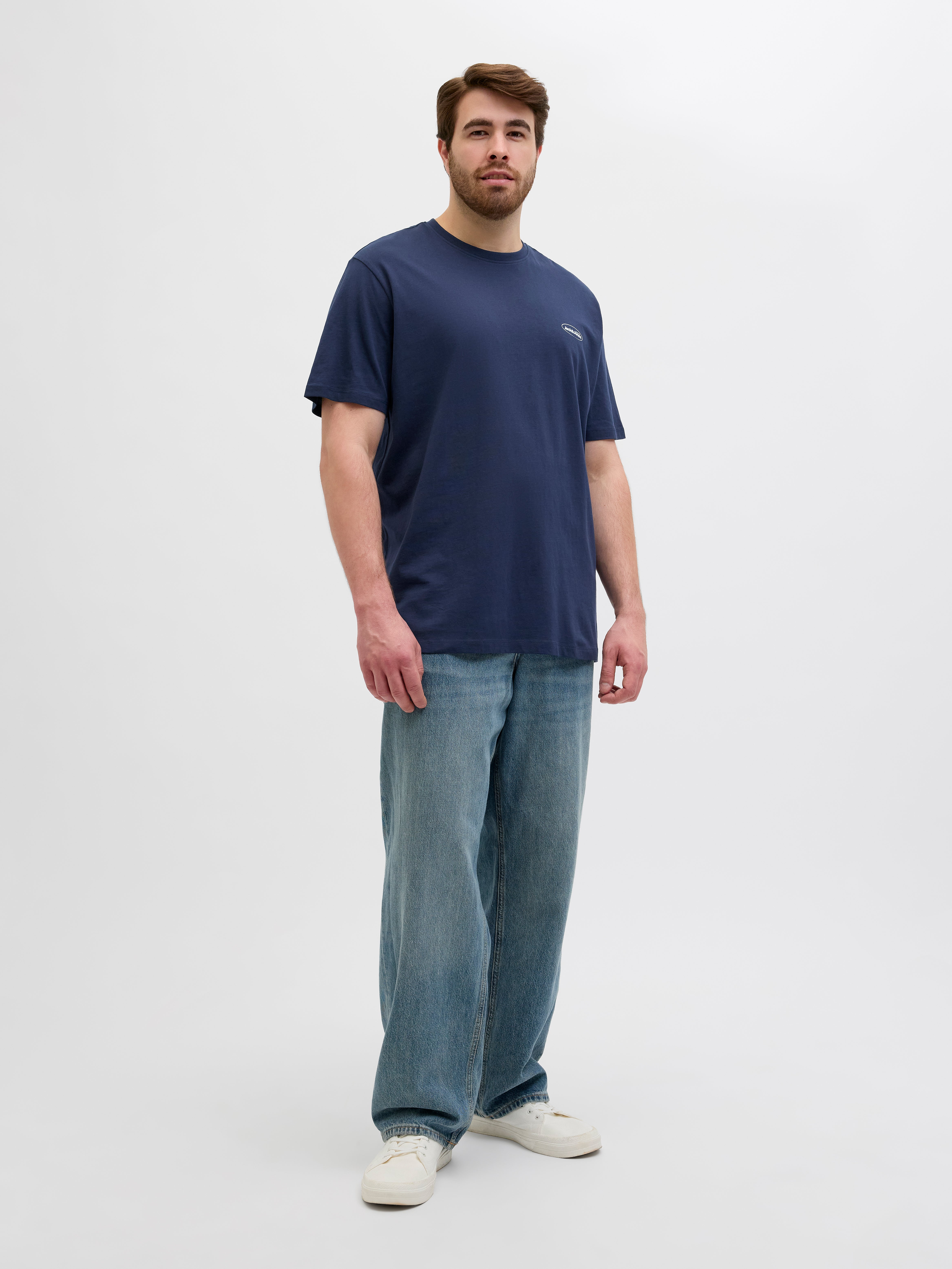 Thumbnail - Plus Size T-shirt