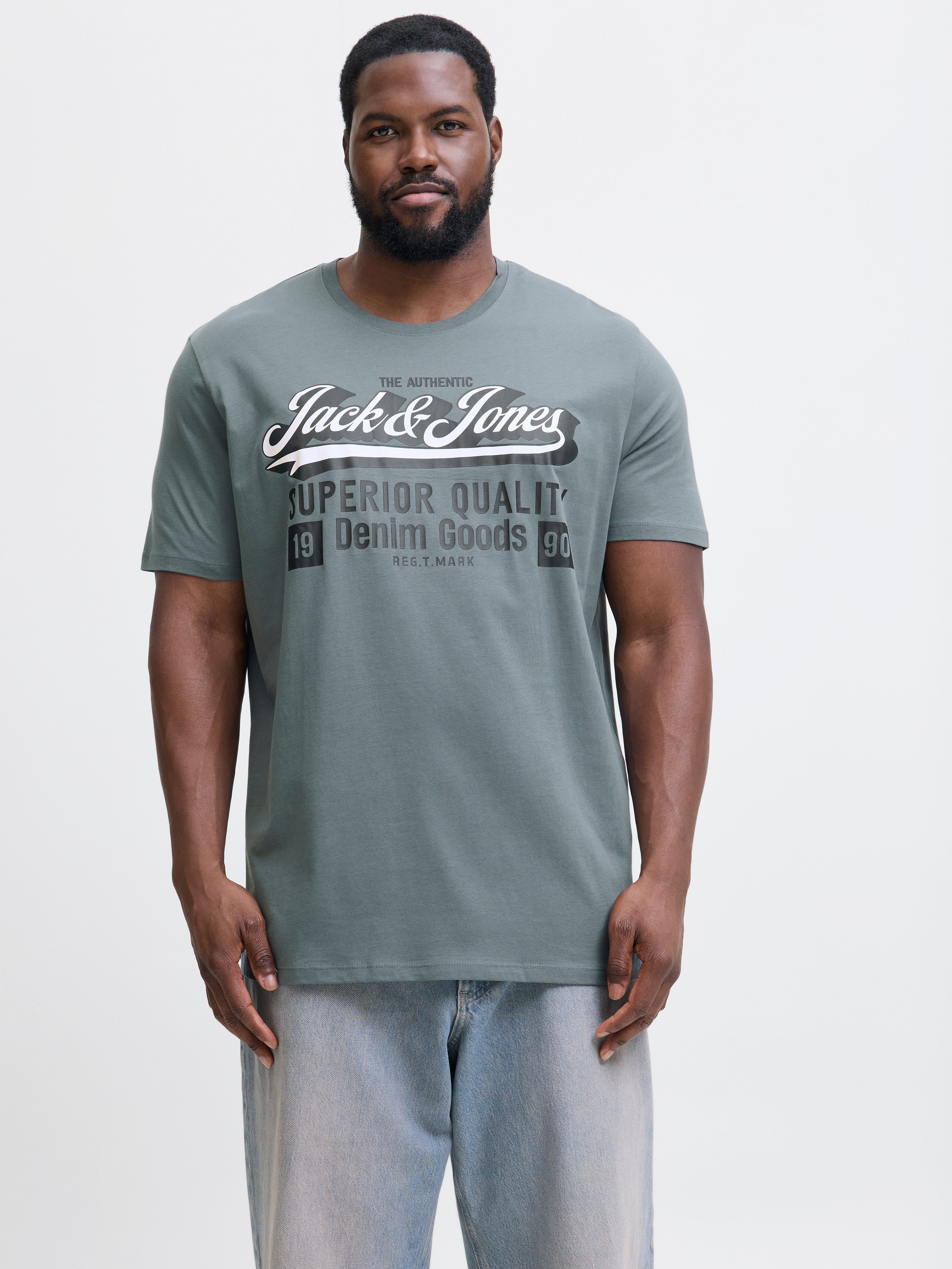 Plus Size Logo T-shirt