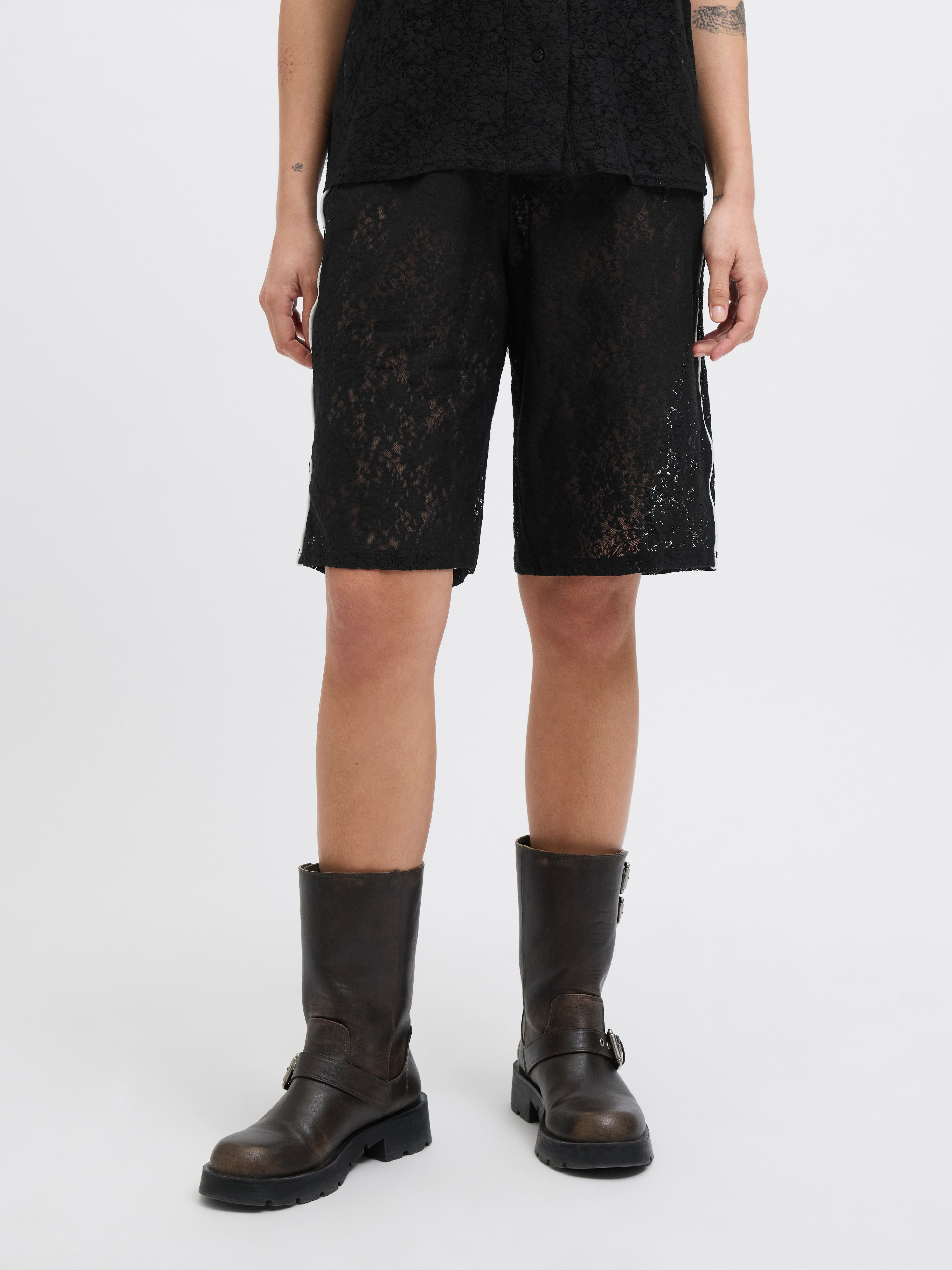 Jxstine Shorts