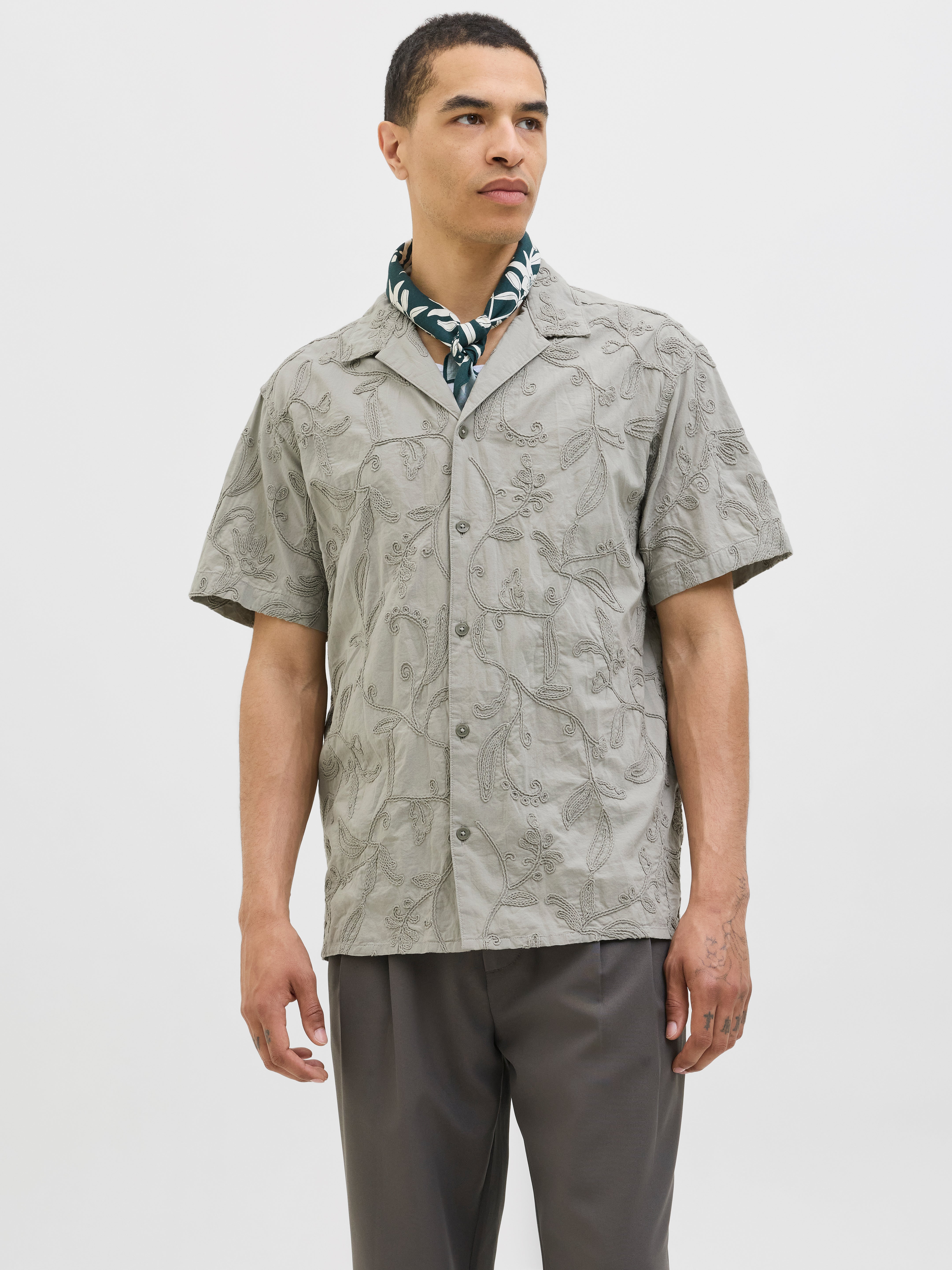 Relaxed Fit Hemd