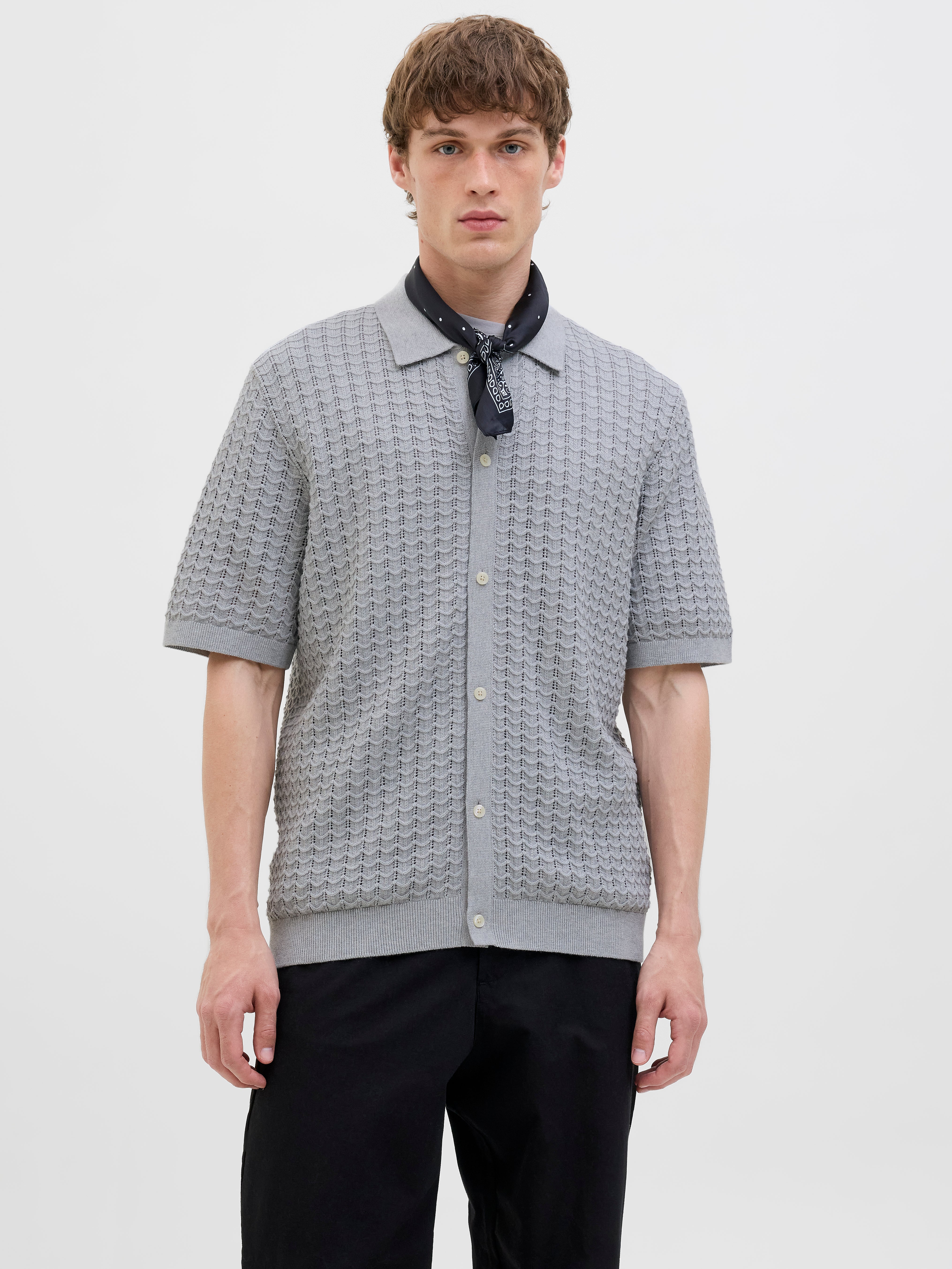 Gestricktes Polo