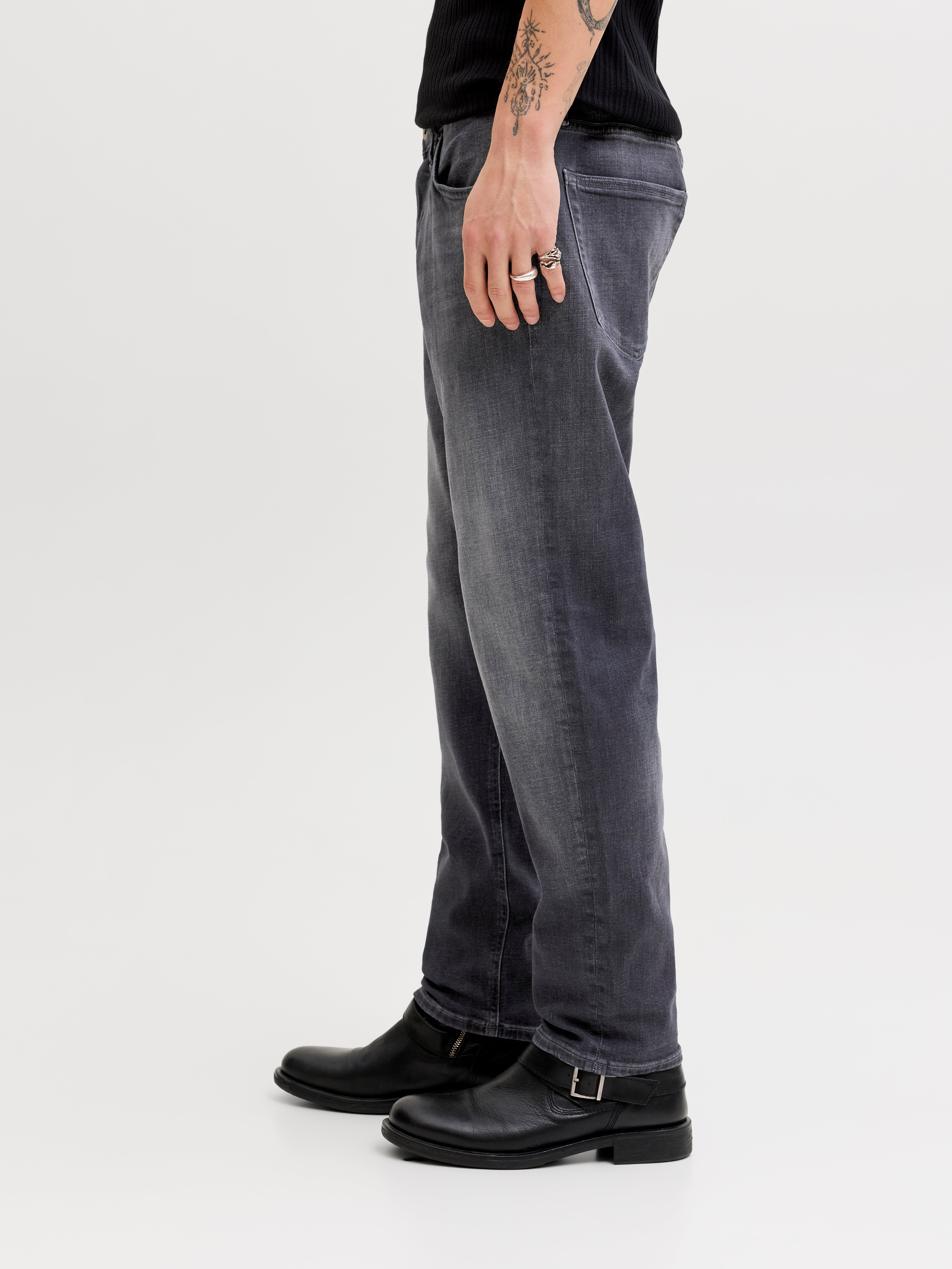 JJIMIKE JJCOOPER ST 335 BF Tapered fit jeans | Black | Jack & Jones®