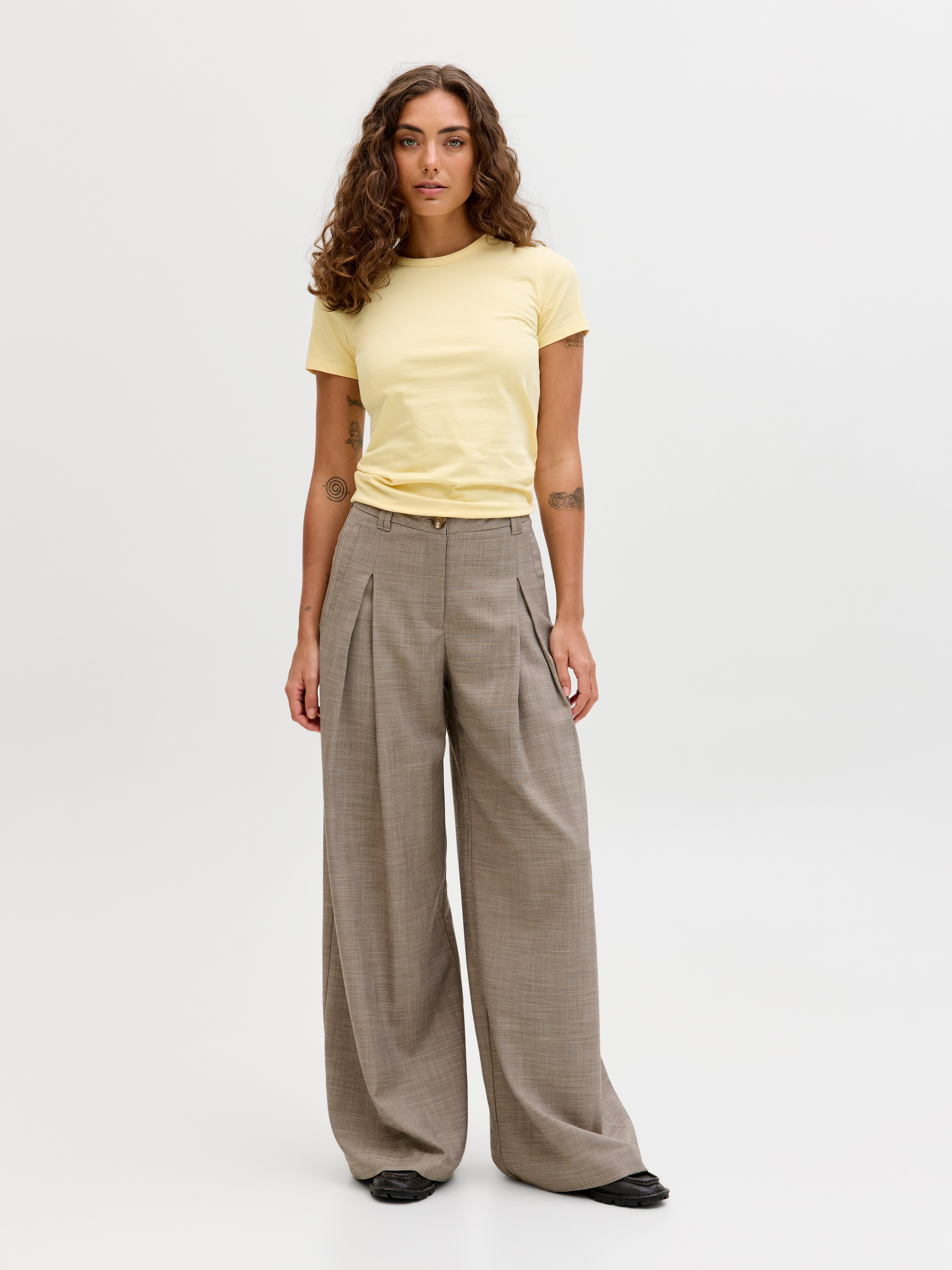 Thumbnail - Jxmoni Hose