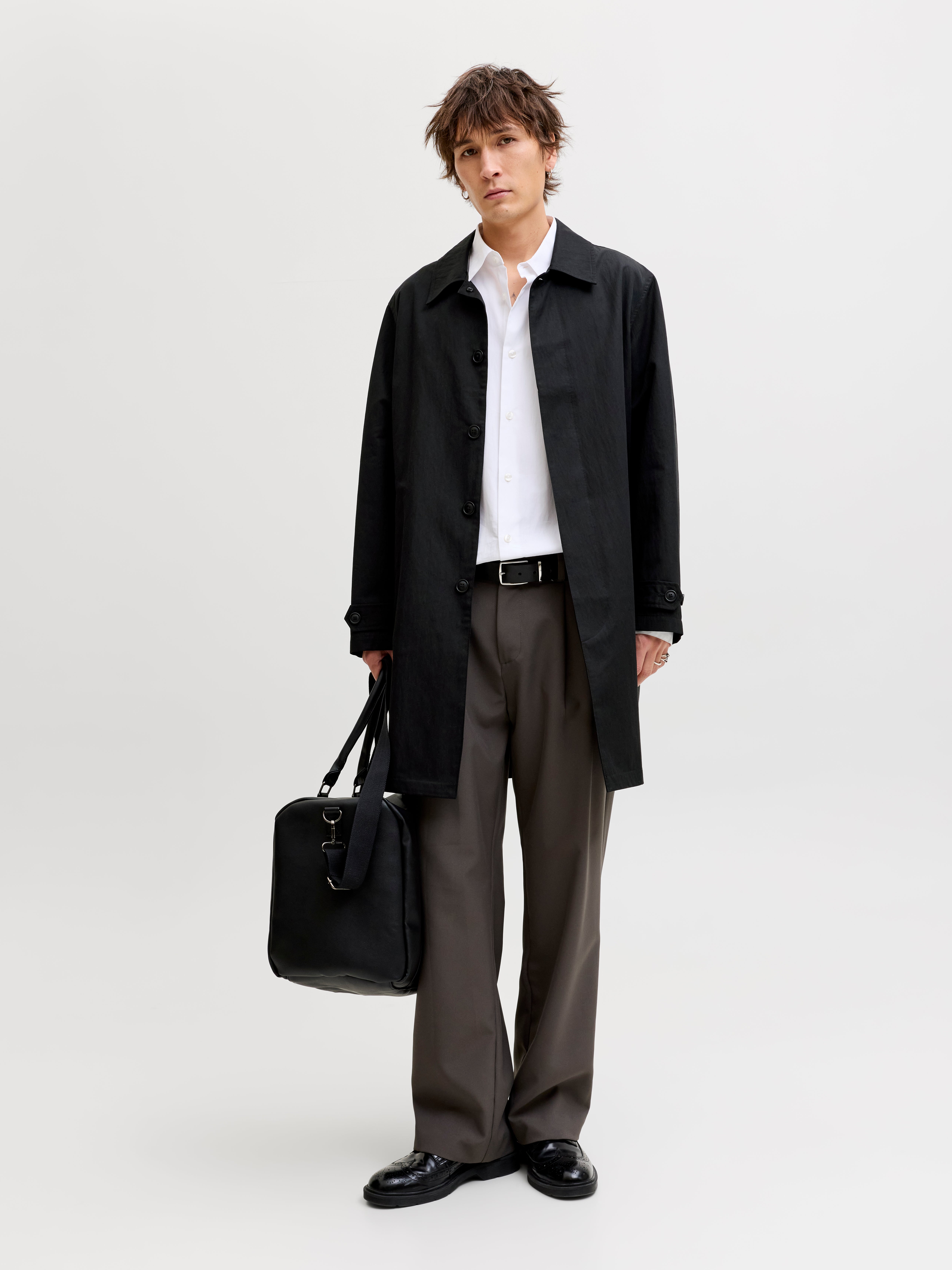 Thumbnail - Trenchcoat