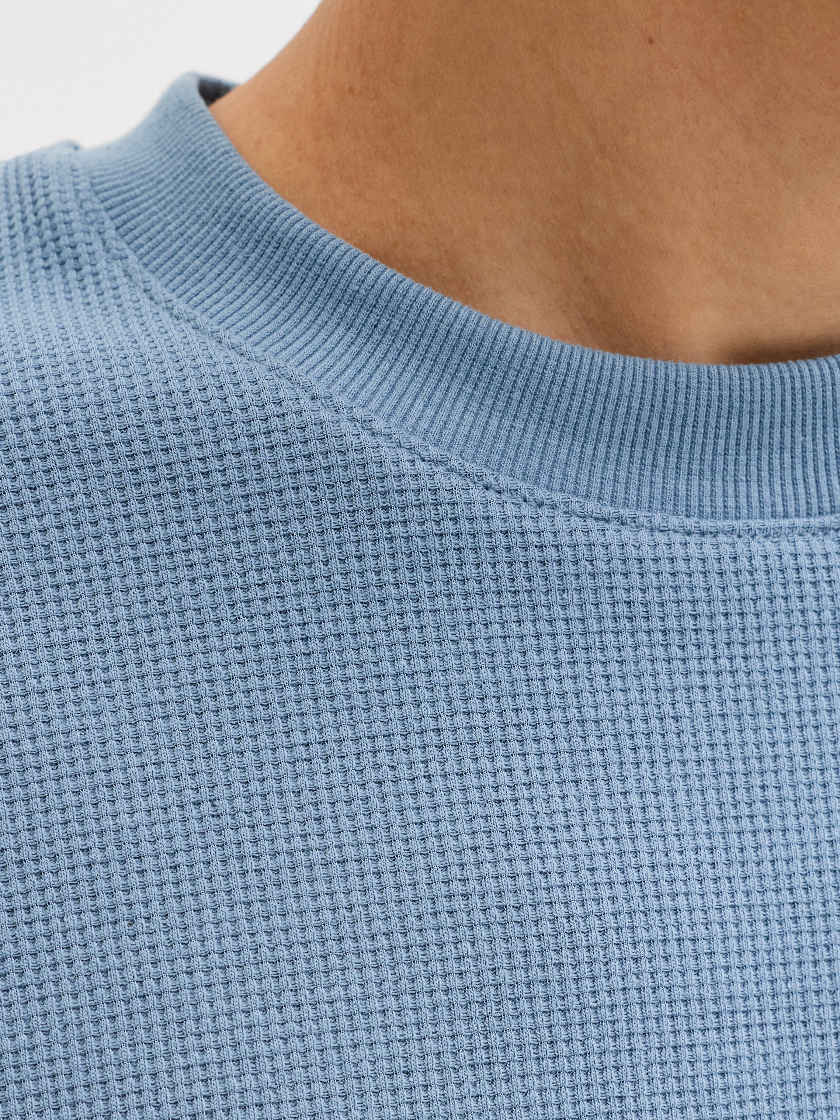 Thumbnail - Plus Size T-shirt