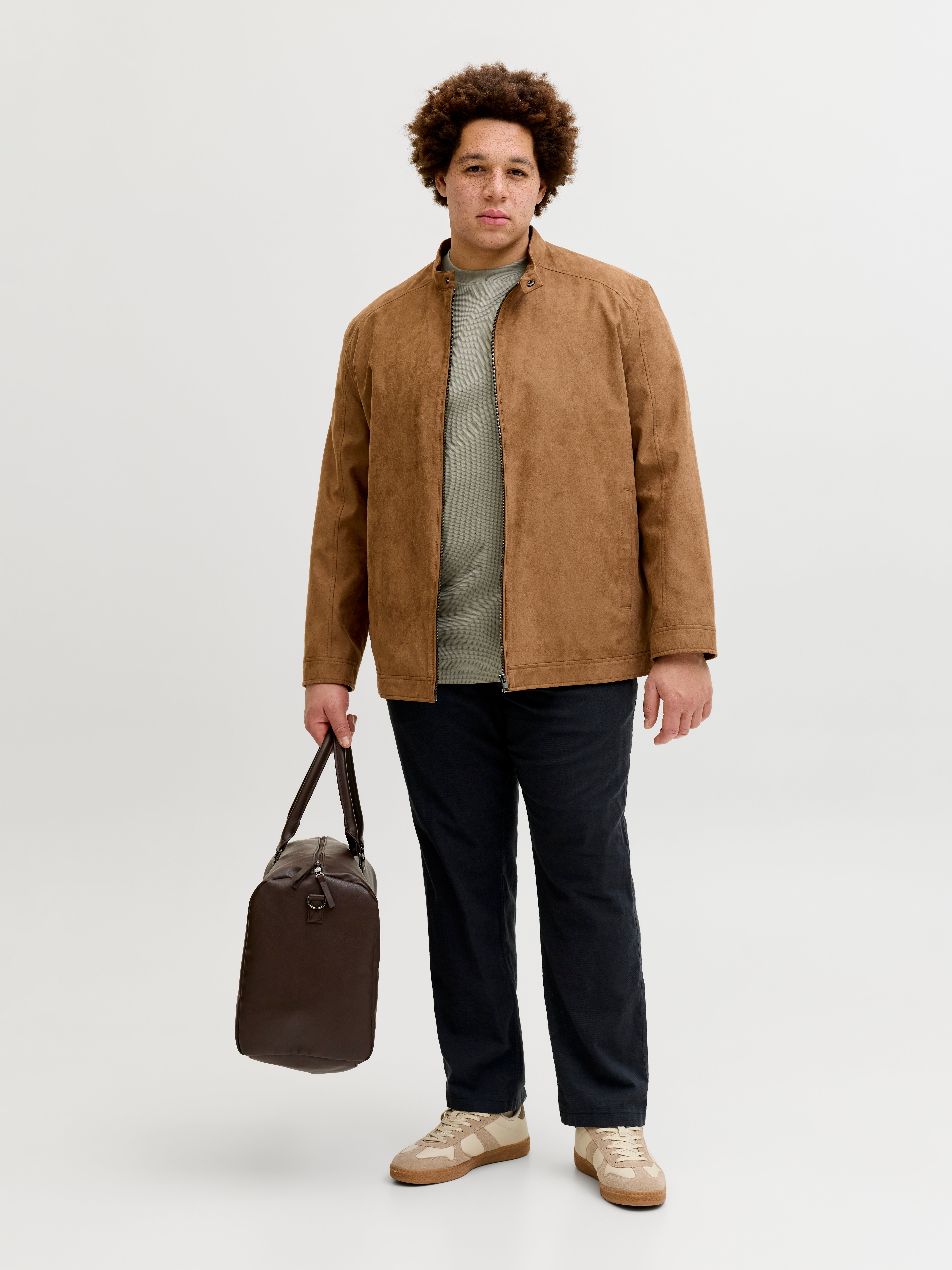 Thumbnail - Plus Size T-shirt