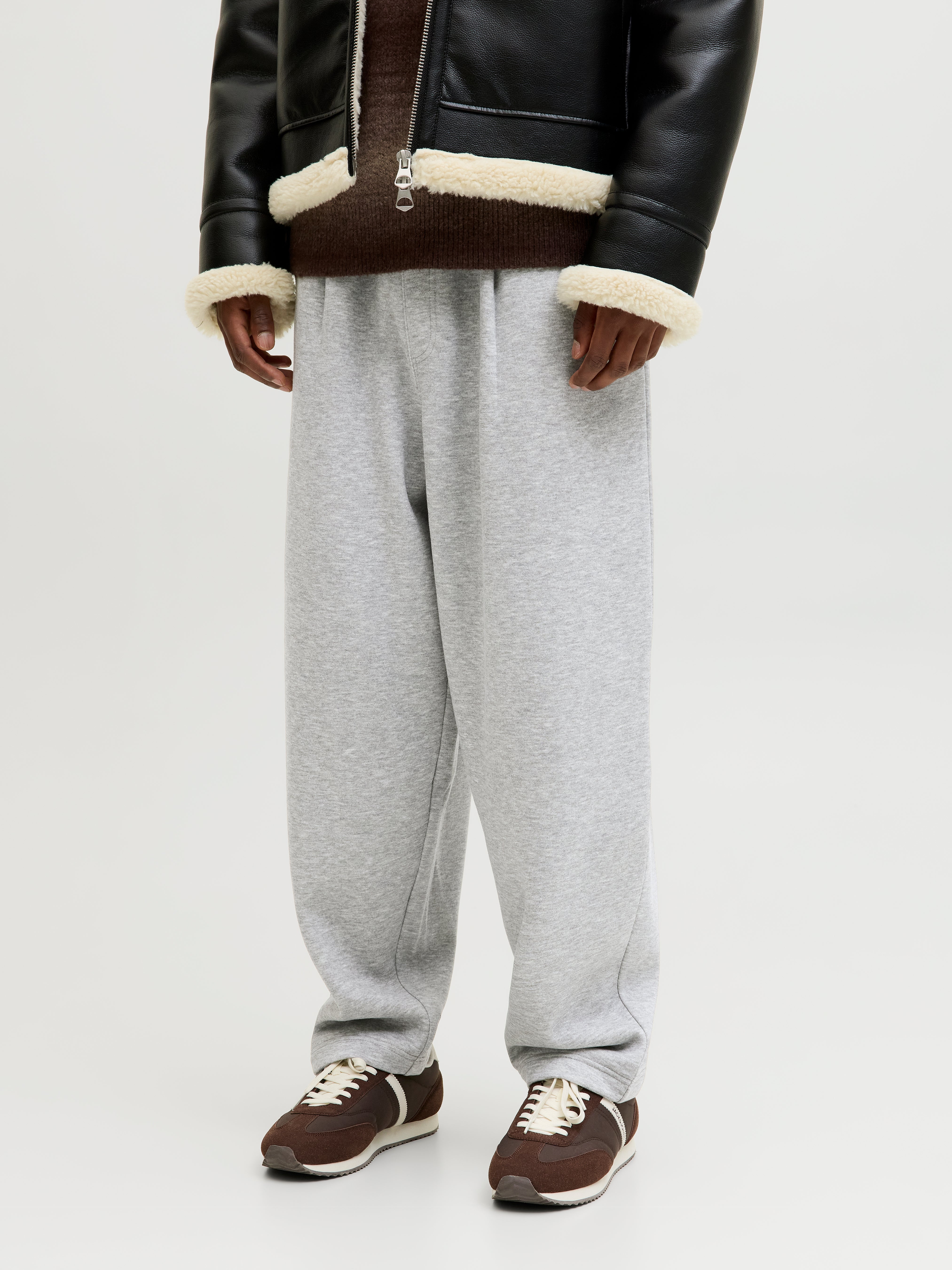 Barrel Fit Jogginghose