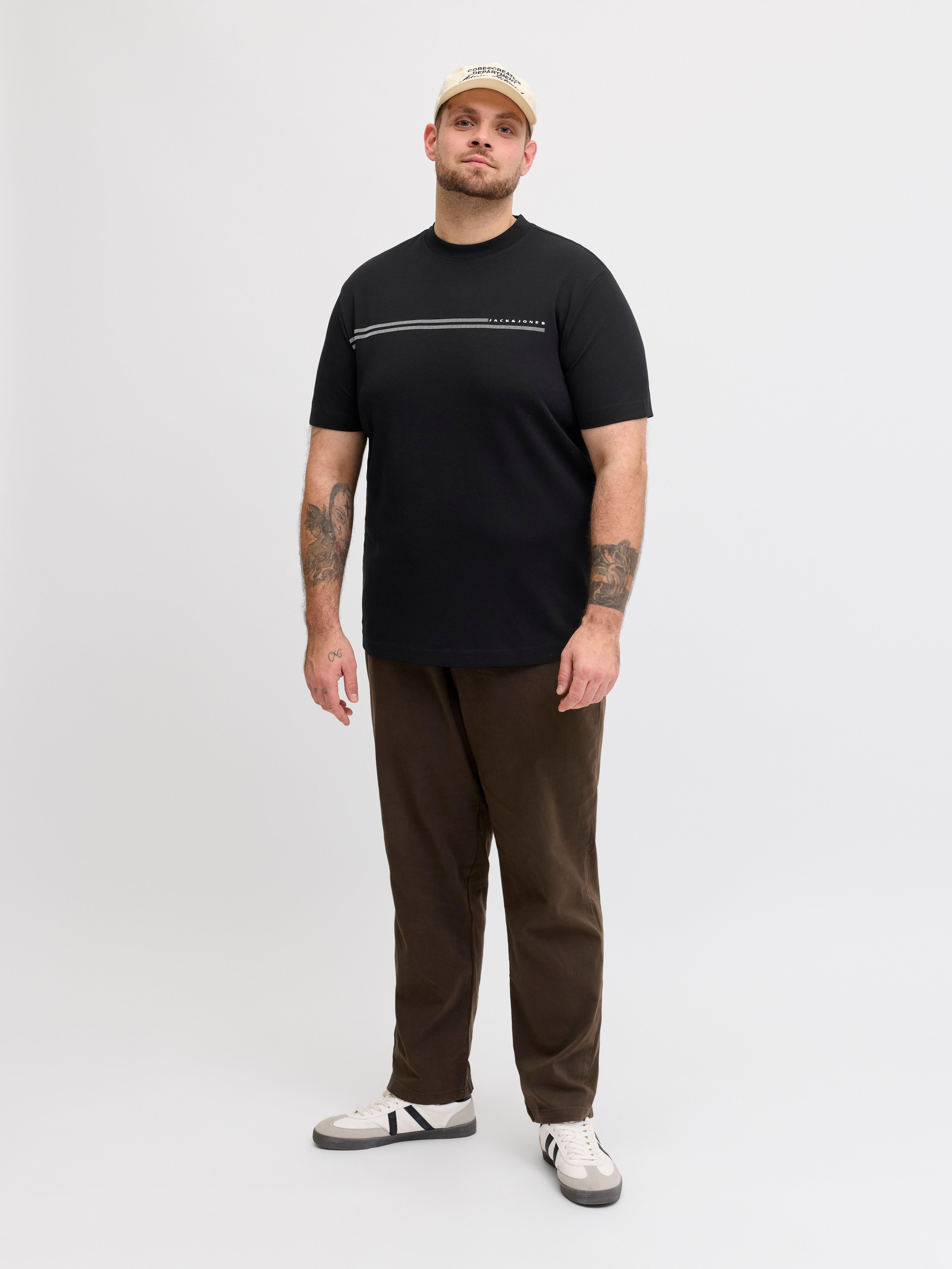 Thumbnail - Plus Size T-shirt