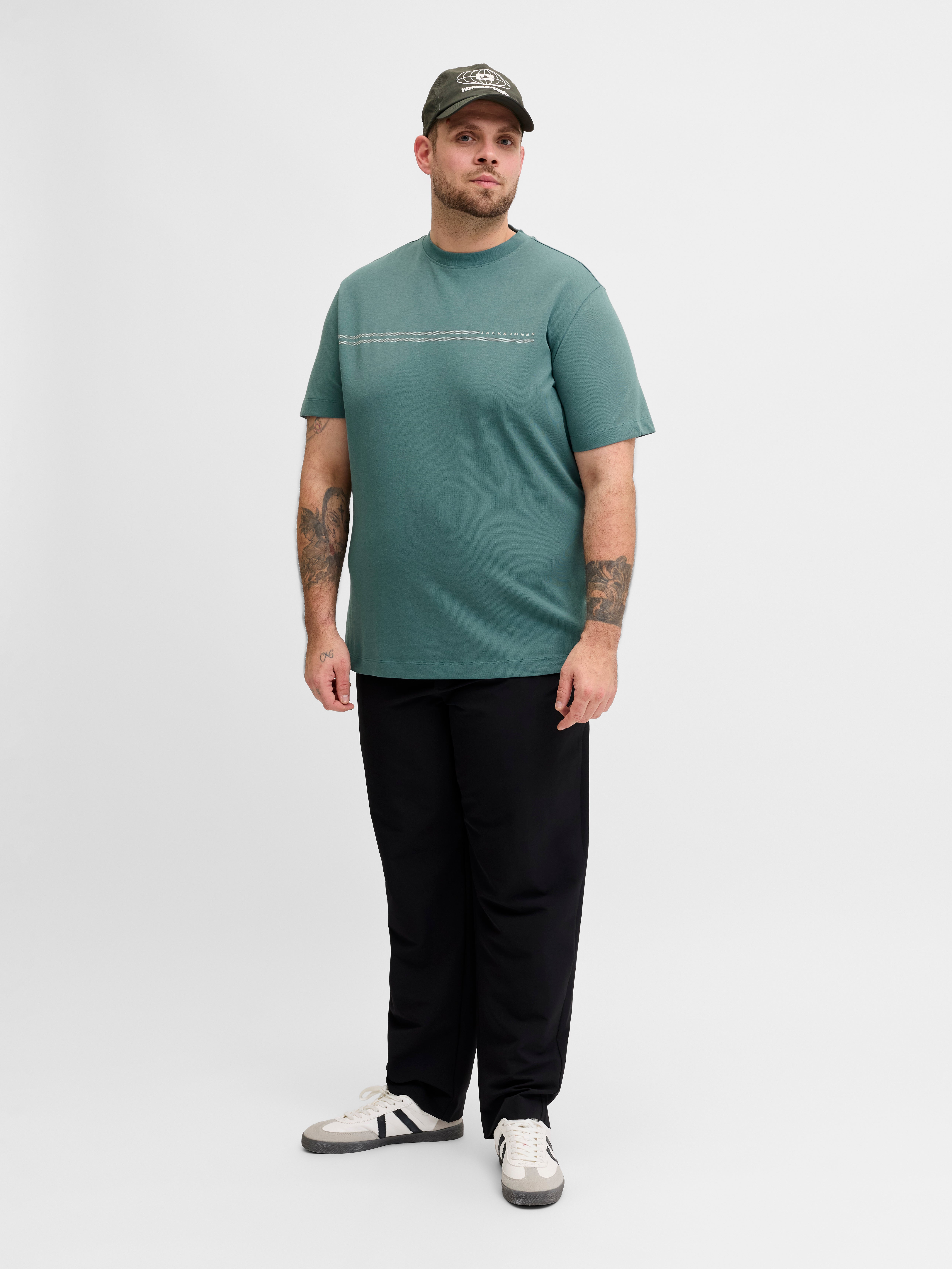 Thumbnail - Plus Size T-shirt