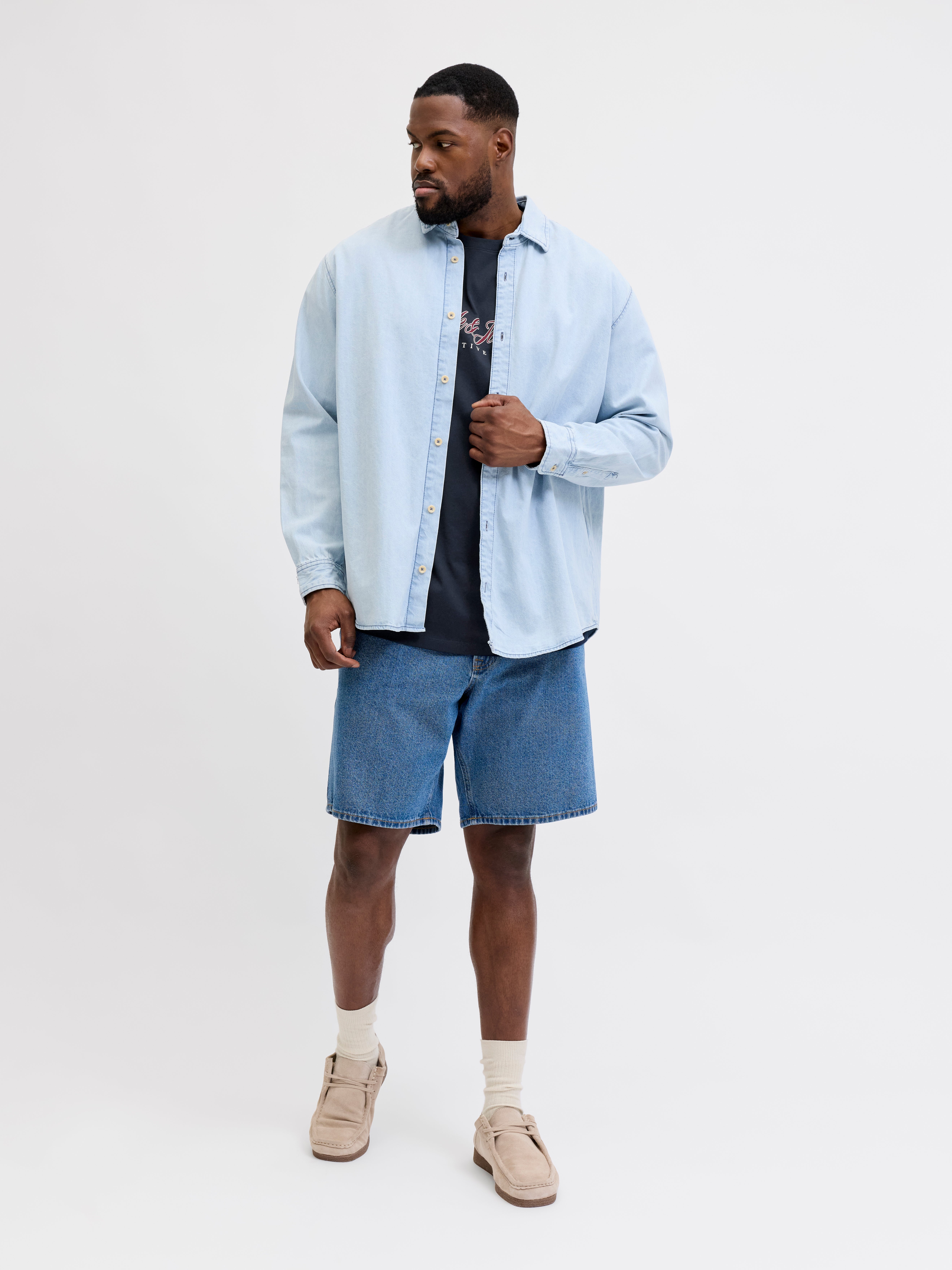 Thumbnail - Plus Size T-shirt