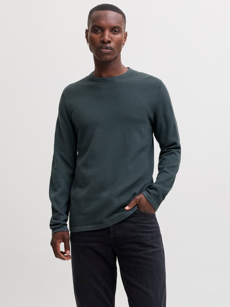 Knitted Pullover
