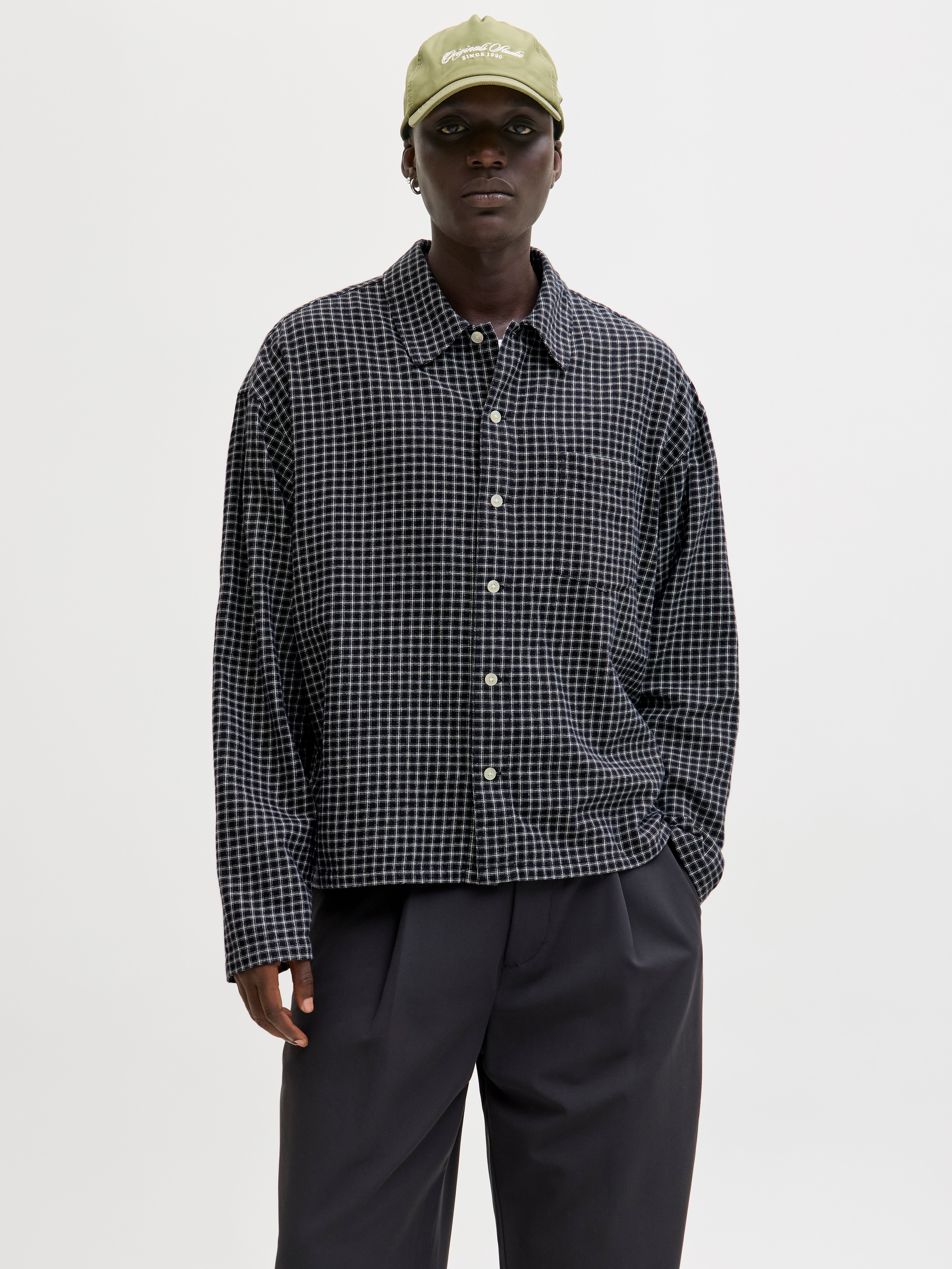 Oversize Cropped Fit Hemd