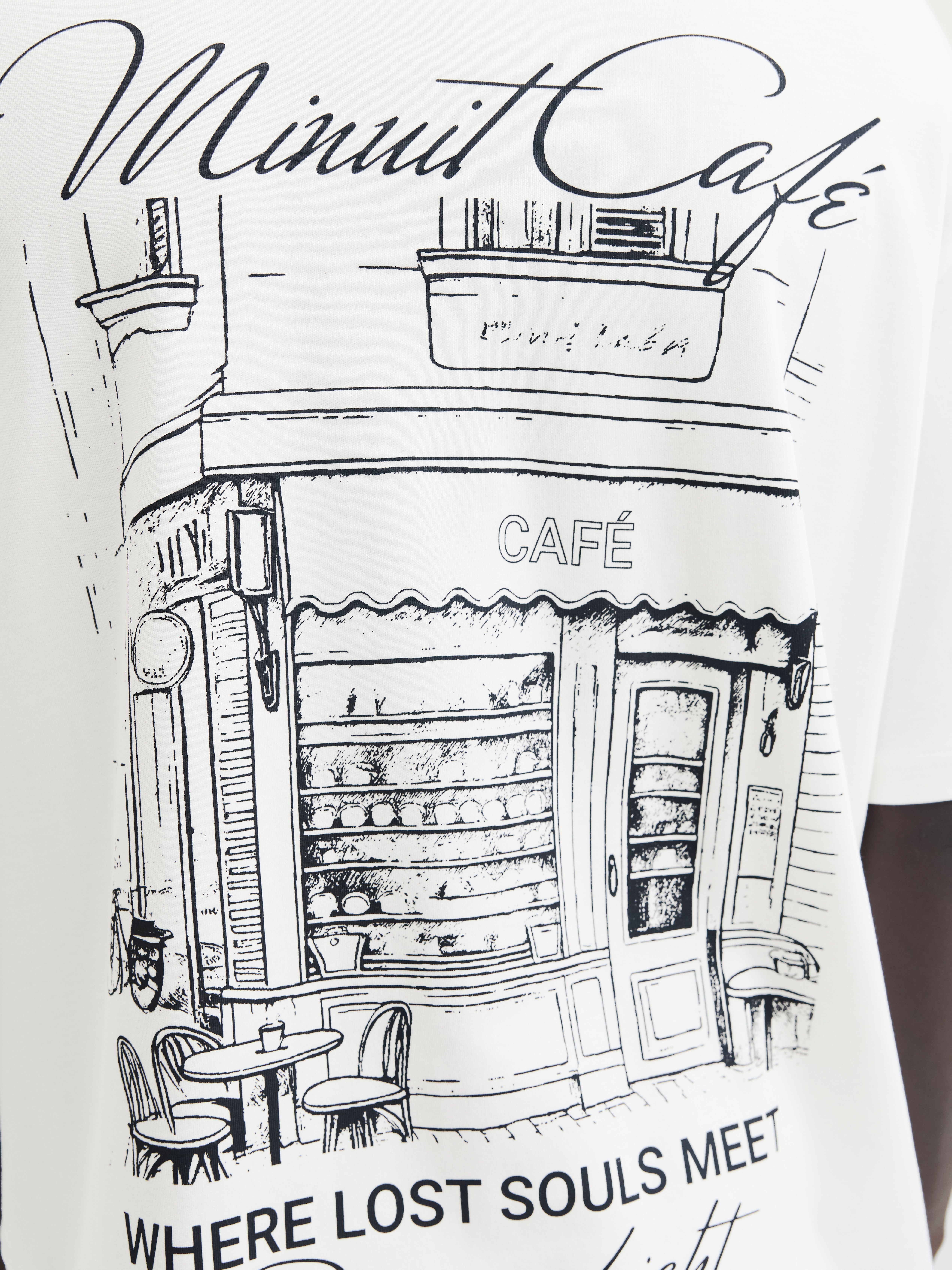 Thumbnail - Plus Size T-shirt